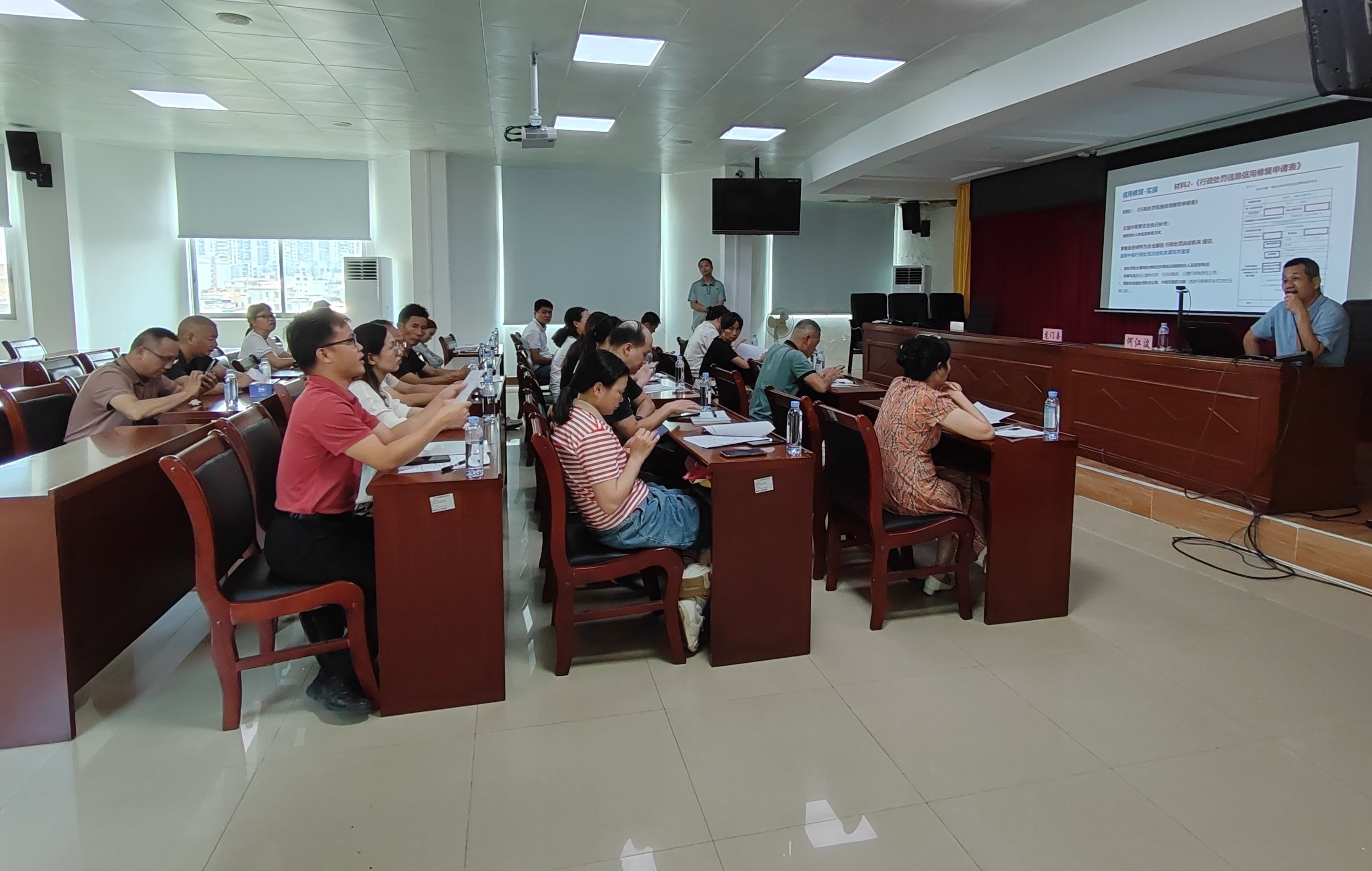 auto_6621.jpg auto_6621.jpg